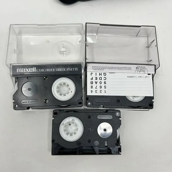 Panasonic PV-L501D Palmcorder Palmsight VHS-C Camcorder Video‎ Camera w/ Extras - Picture 11 of 16